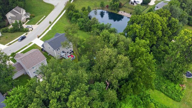 712 Gentry Lane, New Carlisle, IN 46552