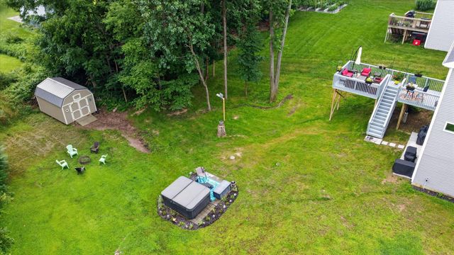 712 Gentry Lane, New Carlisle, IN 46552