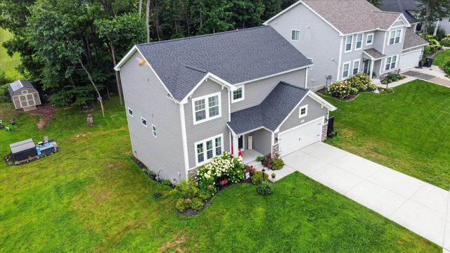 712 Gentry Lane, New Carlisle, IN 46552