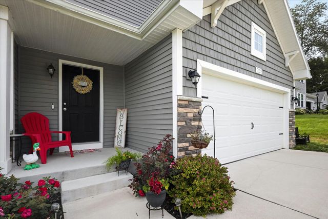 712 Gentry Lane, New Carlisle, IN 46552