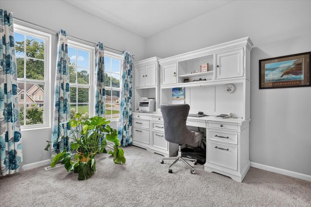 712 Gentry Lane, New Carlisle, IN 46552