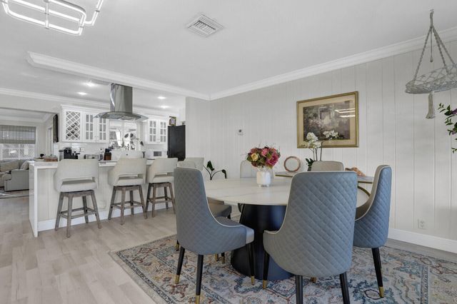 733 SE 10th Avenue, Deerfield Beach, FL 33441