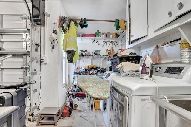 733 SE 10th Avenue, Deerfield Beach, FL 33441