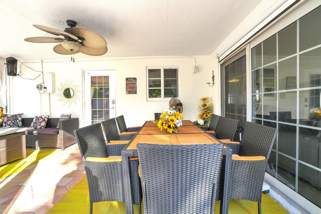 733 SE 10th Avenue, Deerfield Beach, FL 33441