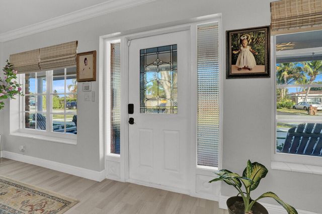 733 SE 10th Avenue, Deerfield Beach, FL 33441