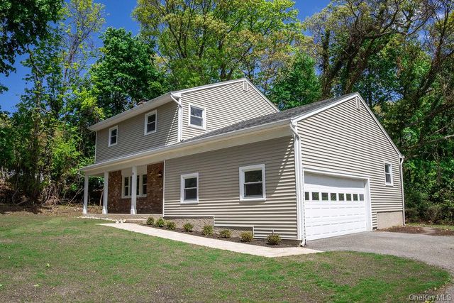 10 Tudor Drive, Stony Brook, NY 11790
