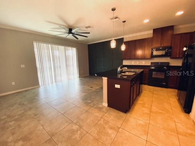 6842 40TH LANE N, Pinellas Park, FL 33781