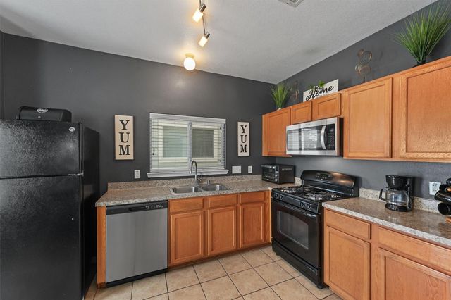 19410 Green Chase Lane, Houston, TX 77073