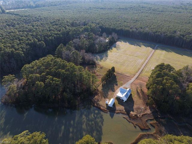 543 Potato Neck RD, Onemo, VA 23130