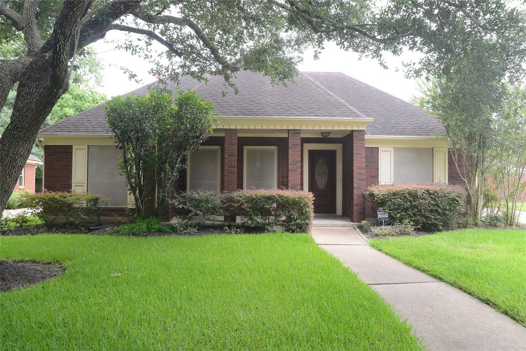 2939 Rimrock Drive, Missouri City, TX 77459