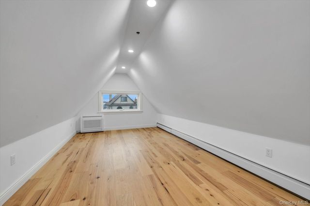 717 College Place, College Point, NY 11356