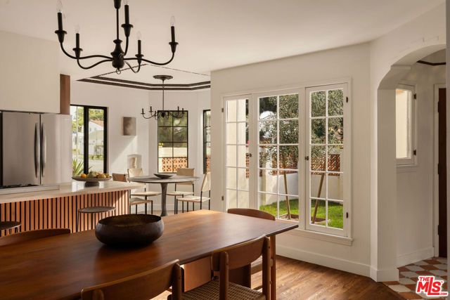 3401 W 41st Street, Los Angeles, CA 90008