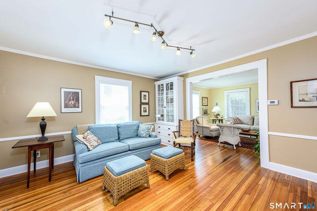 21 Chapel Drive, Branford, CT 06405