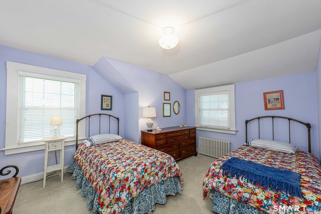 21 Chapel Drive, Branford, CT 06405