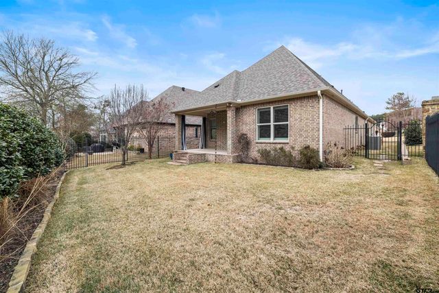 7384 Lake Pointe Cv, Tyler, TX 75703