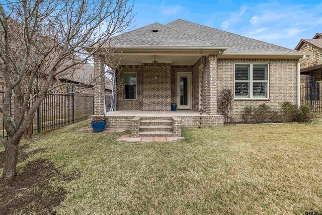 7384 Lake Pointe Cv, Tyler, TX 75703