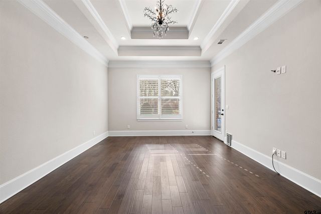 7384 Lake Pointe Cv, Tyler, TX 75703