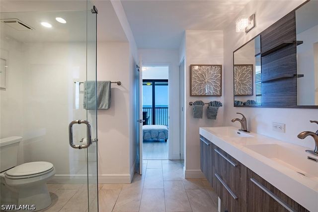 9375 GULF SHORE DR 402, Naples, FL 34108