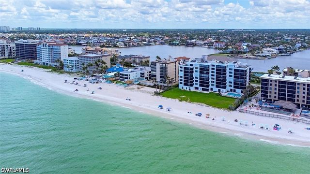 9375 GULF SHORE DR 402, Naples, FL 34108