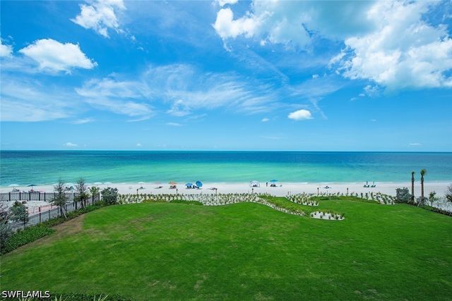 9375 GULF SHORE DR 402, Naples, FL 34108