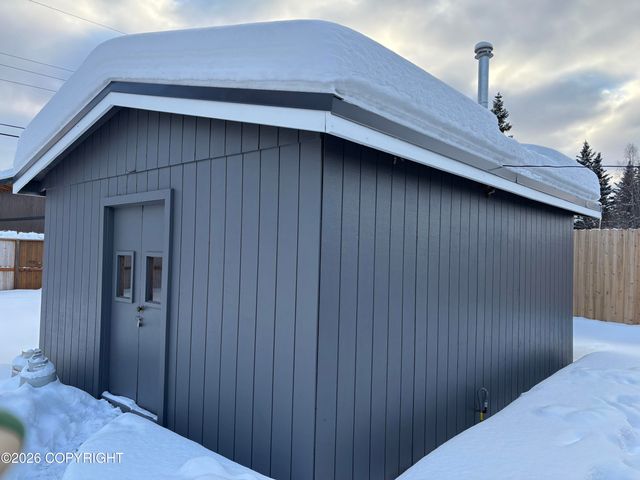 1811 Talkeetna Street, Anchorage, AK 99508