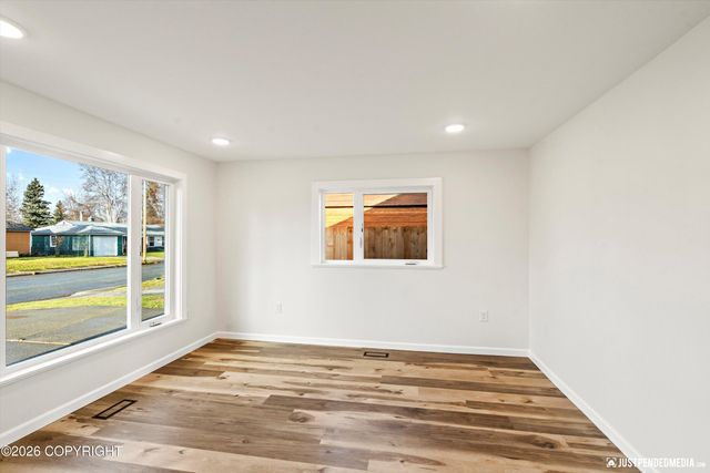 1811 Talkeetna Street, Anchorage, AK 99508