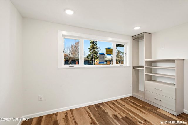 1811 Talkeetna Street, Anchorage, AK 99508