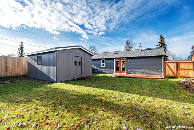 1811 Talkeetna Street, Anchorage, AK 99508