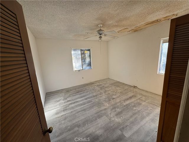 17545 Community Street, Northridge, CA 91325