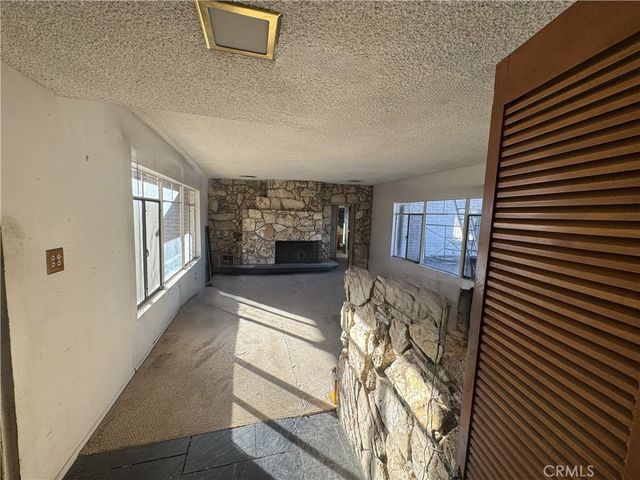 17545 Community Street, Northridge, CA 91325