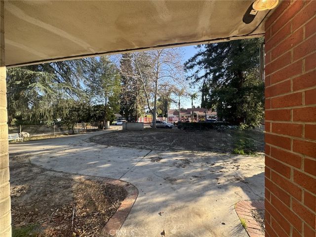 17545 Community Street, Northridge, CA 91325
