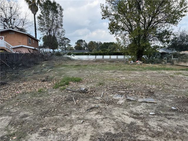 17545 Community Street, Northridge, CA 91325