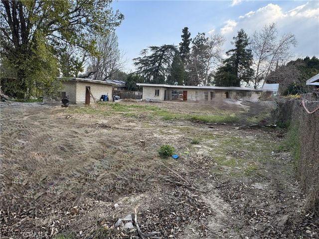 17545 Community Street, Northridge, CA 91325