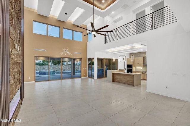 820 West Gate Drive, El Paso, TX 79932