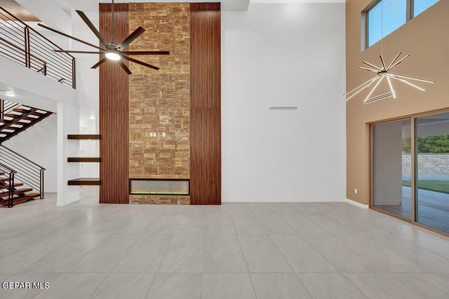 820 West Gate Drive, El Paso, TX 79932
