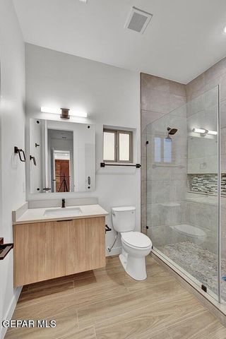 820 West Gate Drive, El Paso, TX 79932