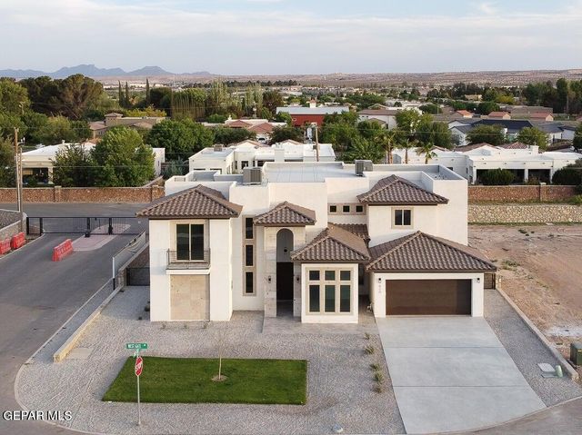 820 West Gate Drive, El Paso, TX 79932