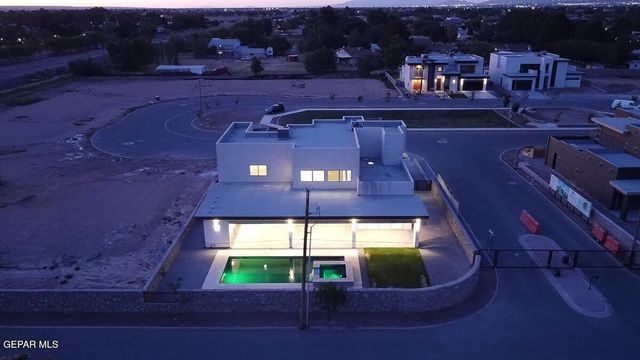 820 West Gate Drive, El Paso, TX 79932