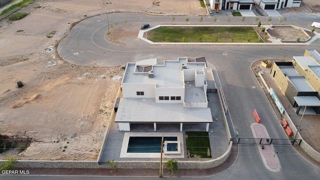 820 West Gate Drive, El Paso, TX 79932