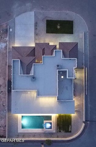 820 West Gate Drive, El Paso, TX 79932