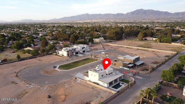 820 West Gate Drive, El Paso, TX 79932
