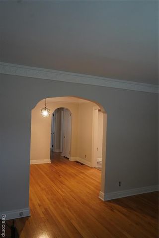 7010 Thatcher Street, Detroit, MI 48221