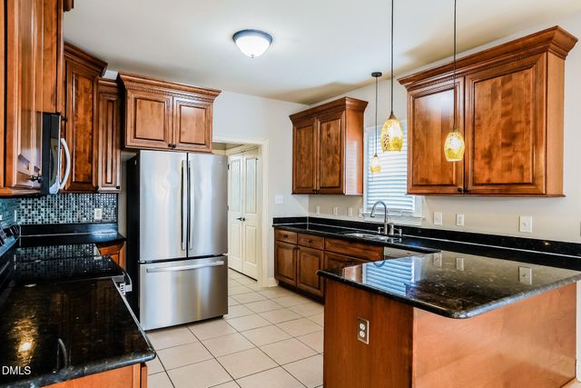 798 Winding Oak Way, Clayton, NC 27520