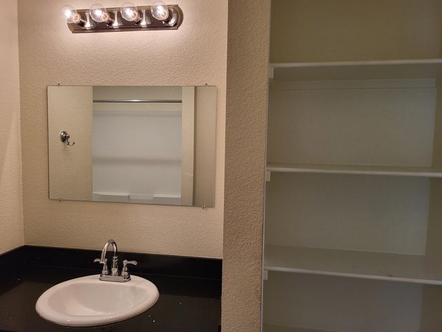 21155 Gosling Road 17C, Spring, TX 77388