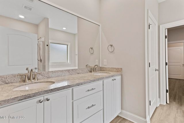 329 Willow Way, Canton, MS 39046