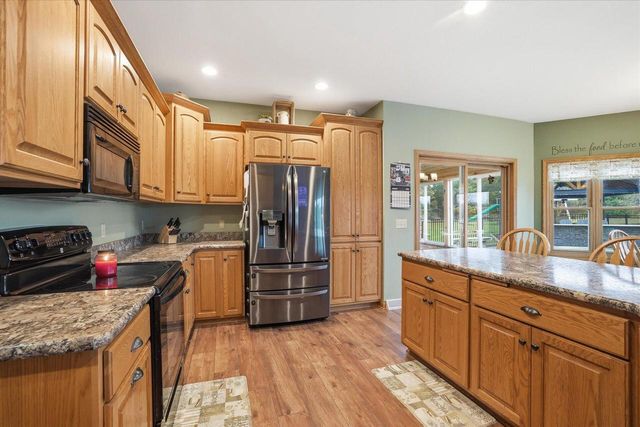 S88W35412 Eagle TERRACE, Eagle, WI 53119