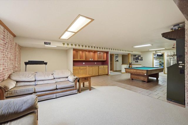 S88W35412 Eagle TERRACE, Eagle, WI 53119