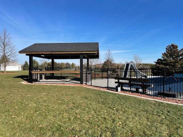 S88W35412 Eagle TERRACE, Eagle, WI 53119