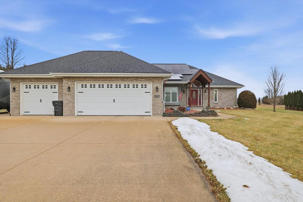 S88W35412 Eagle TERRACE, Eagle, WI 53119