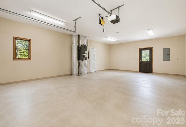 168 Barefoot Cove, Burnsville, NC 28714